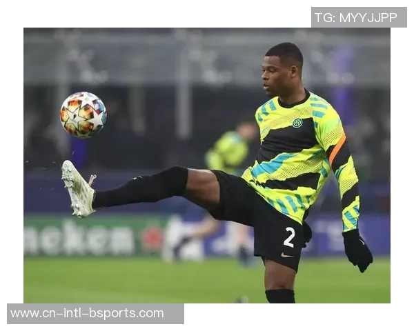 米兰又想“天地大移动”？两名射手被摆上货架，新总监想买新援